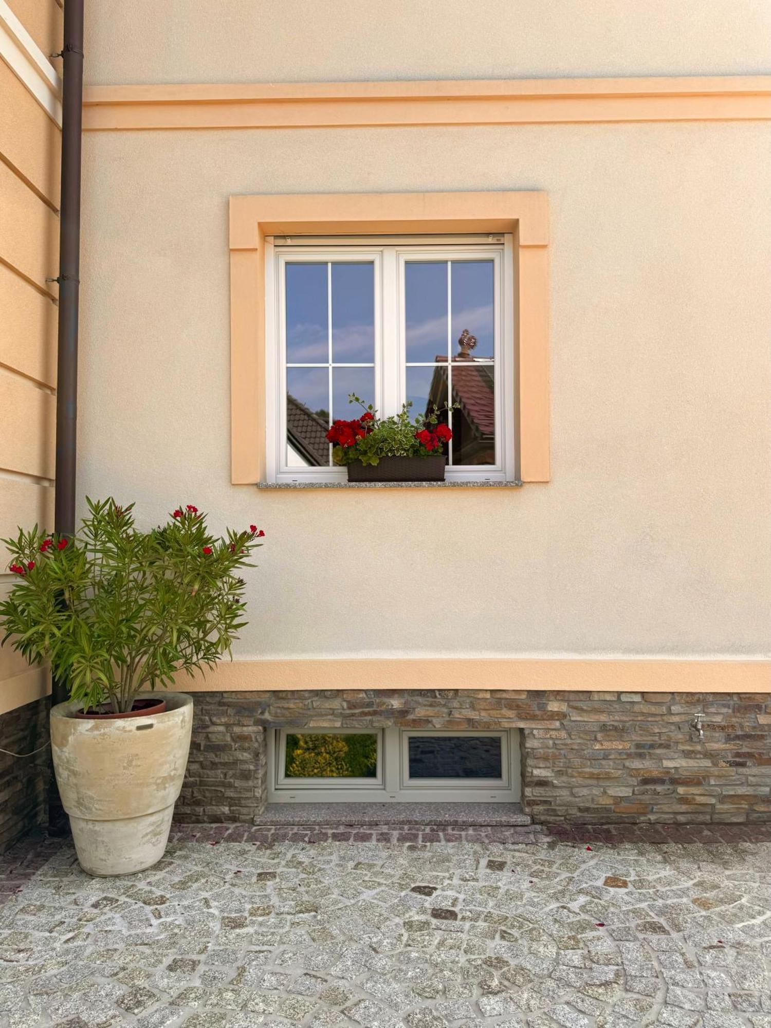 Apartamenty Agroturystyczne Papiernia Niedzwiedz Exterior photo
